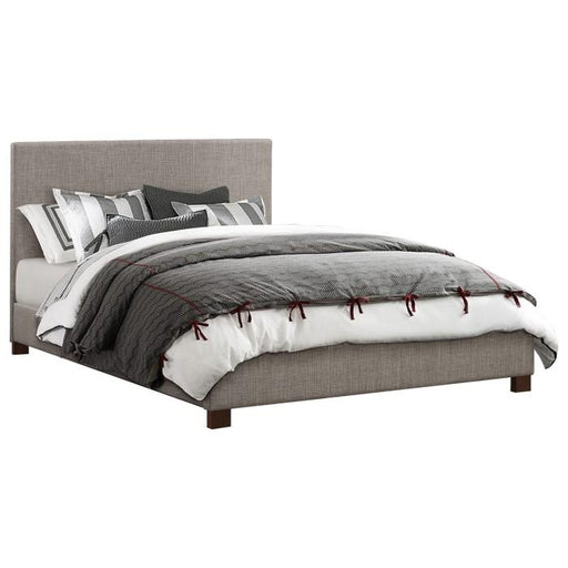 Chasin (2)Queen Platform Bed image